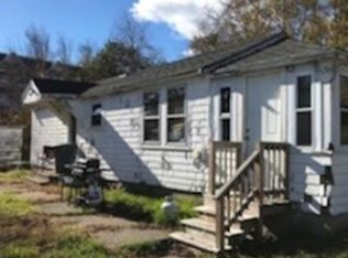 48 Old County Rd, Salisbury, MA 01952