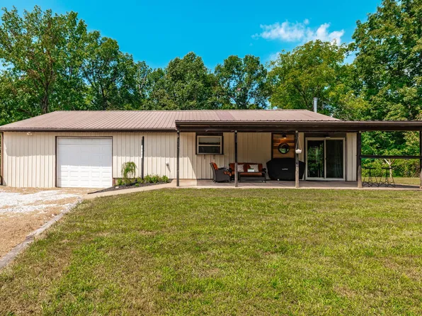 2313 Little Bartons Creek Rd, Cumberland Furnace, TN 37051