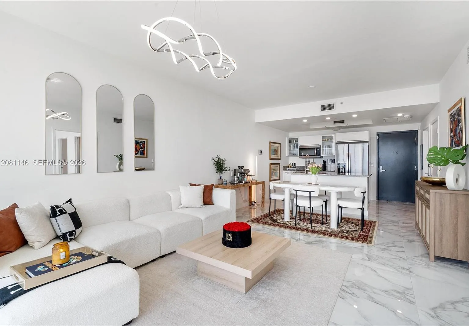 Marinablue Condo — Photo 3