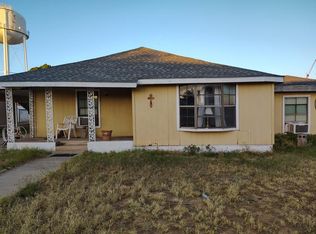 1102 S Alford St, Crane, TX 79731