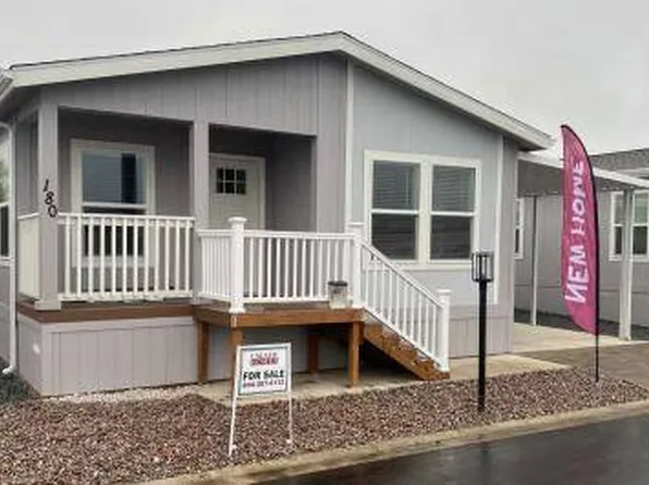3555 S Pacific Hwy Space 180, Medford, OR 97501