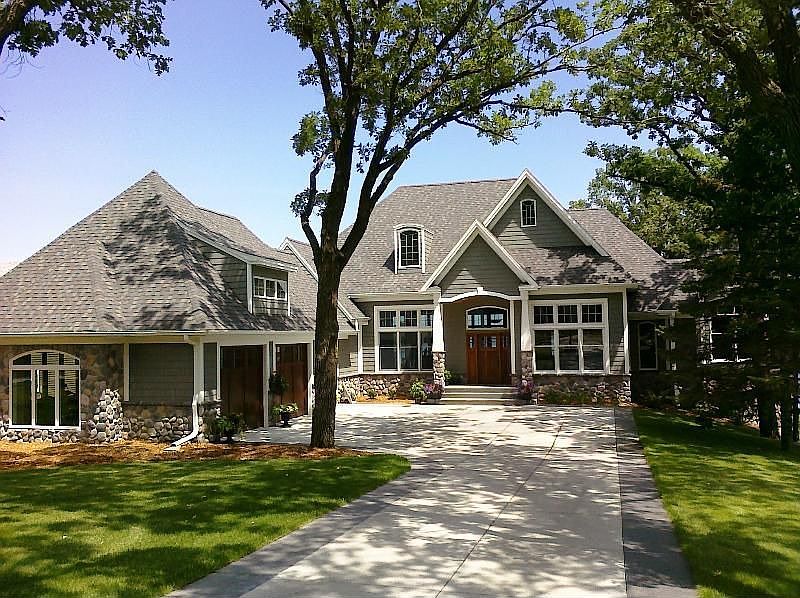 1st image of 1521 Long Lake Dr
