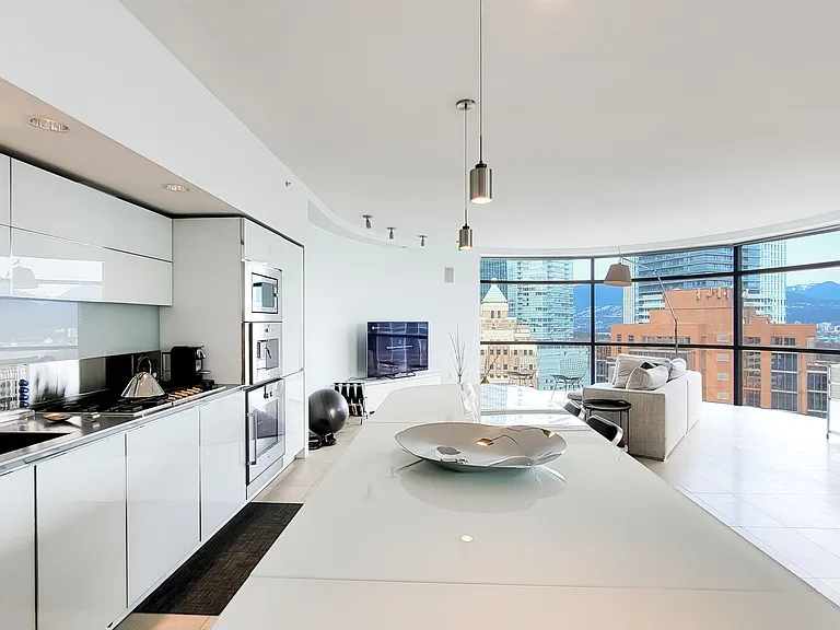 838 Hastings St W #2401 — Photo 3