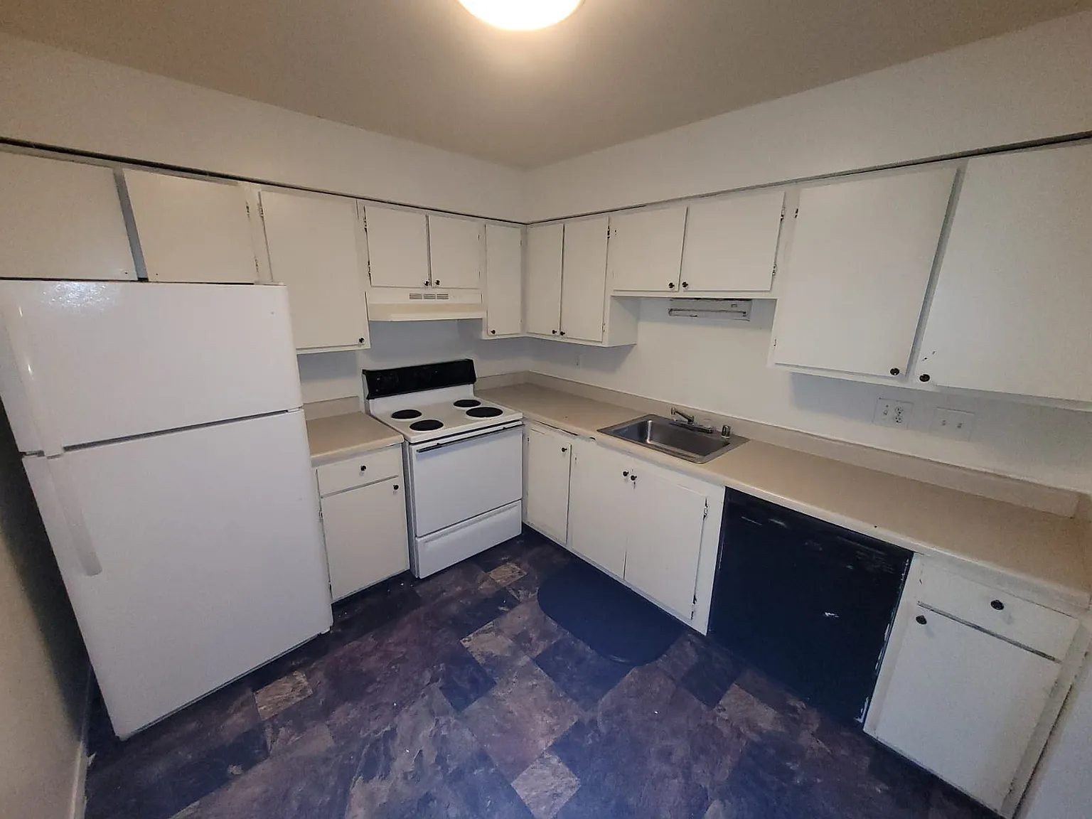 7674-7688 West Wabash Court - 7686 — Photo 1