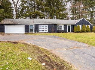 3946 Stow Rd, Stow, OH 44224