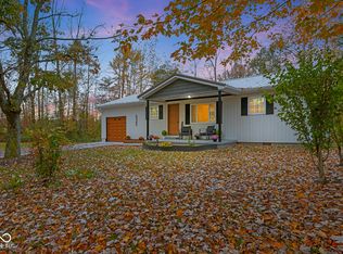 520 S Shady Ln, Austin, IN 47102