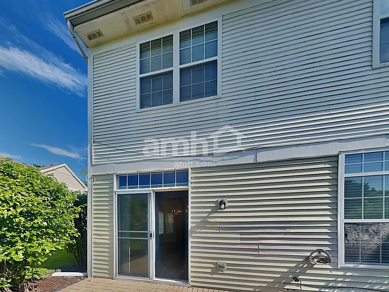 1437 White Pine Ln — Photo 19