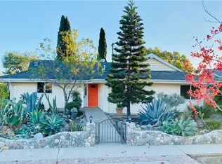 809 Sonora Rd, Costa Mesa, CA 92626