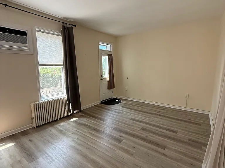 3 Chester Ave #2 — Photo 18