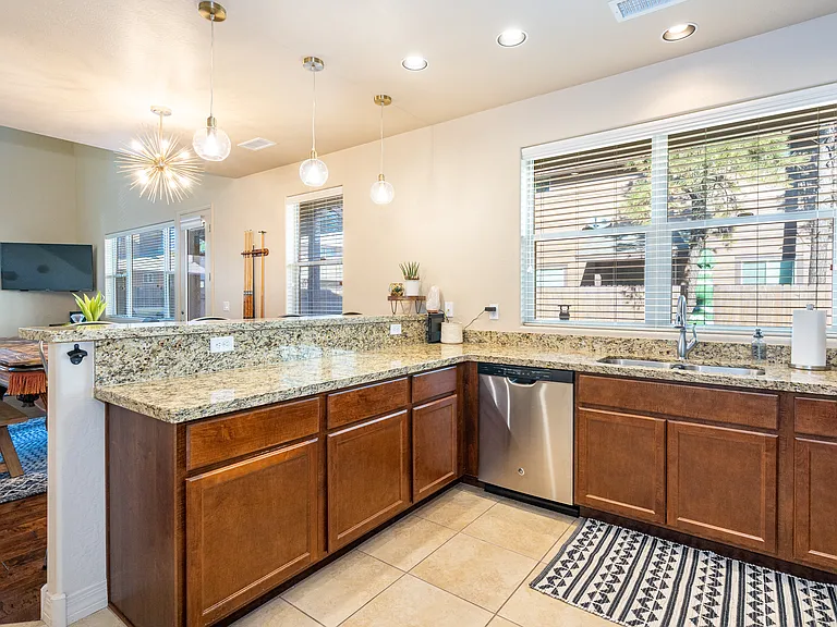 2741 W Pico Del Monte Cir — Photo 10