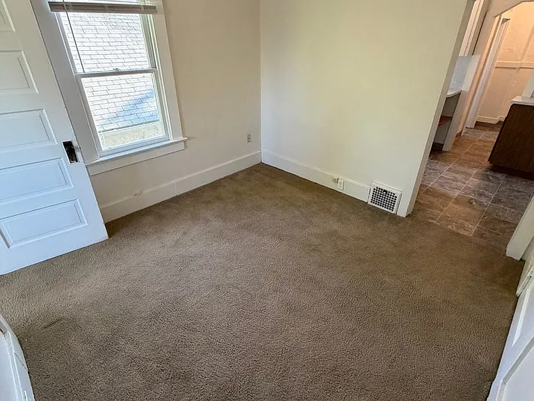 202 NW 15th St #5 — Photo 16