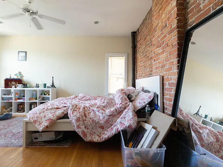 17 Bennett St — Photo 15