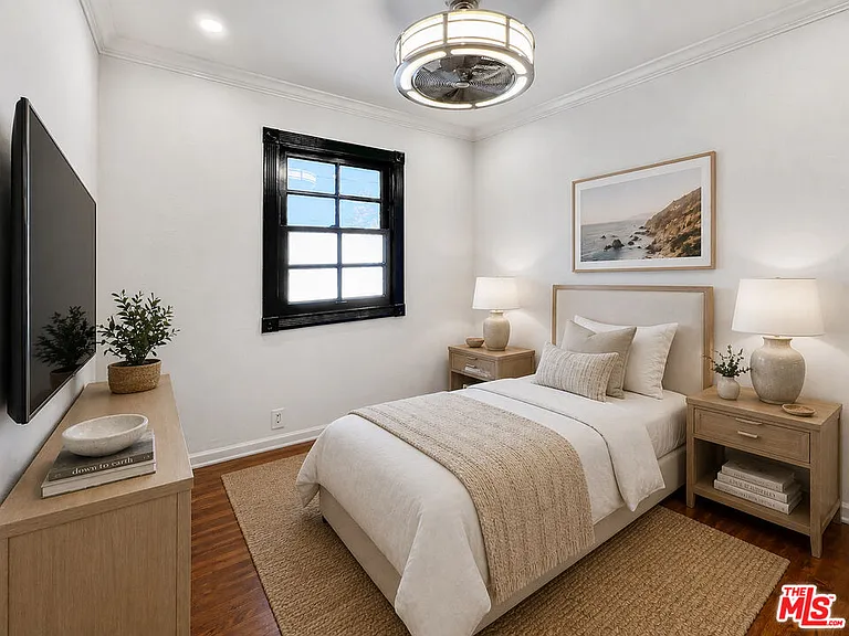 1118 Cardiff Ave #7 — Photo 34