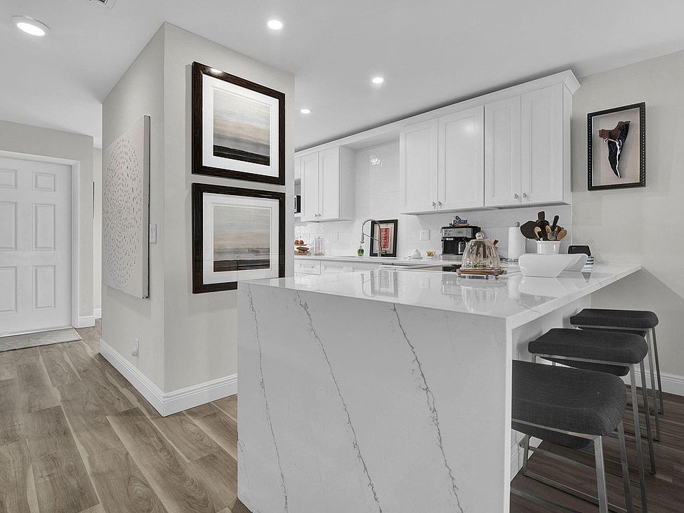 1st image of 1730 NW 18th Avenue #202