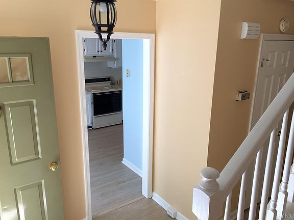 2nd image of 203 Clays Crossing Dr
