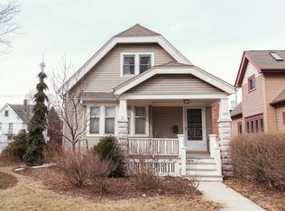 3403 N Cramer St, Milwaukee, WI 53211