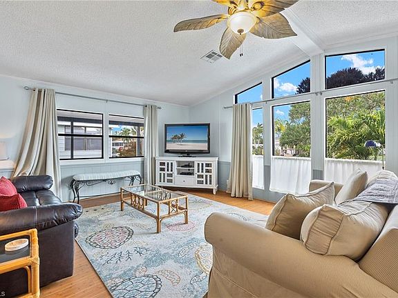 3rd image of 61 Oceans BLVD #61