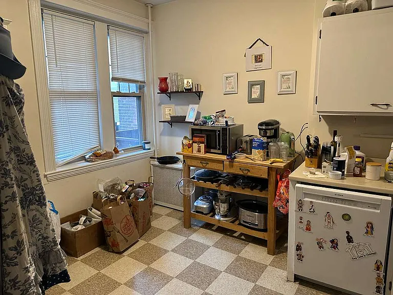 15 Alton Pl #2 — Photo 3
