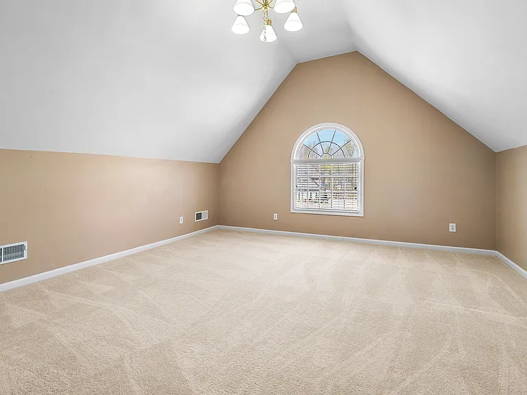 130 Candler Ct — Photo 35