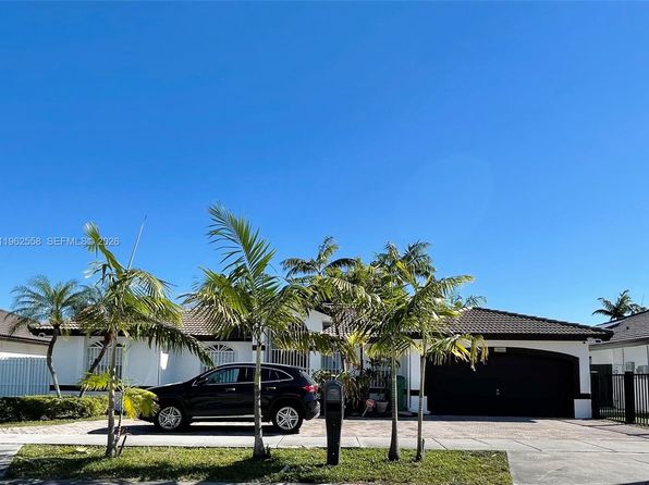 1063 SW 142nd Ave #A