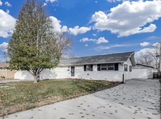 2210 W Columbine Ln, Wichita, KS 67204