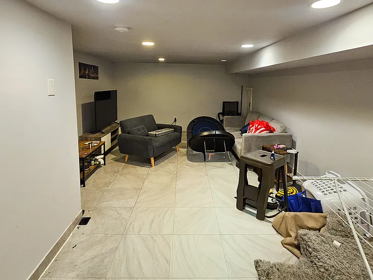 3334 Brandywine St — Photo 15