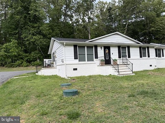 2nd image of 15073 Richmond Rd
