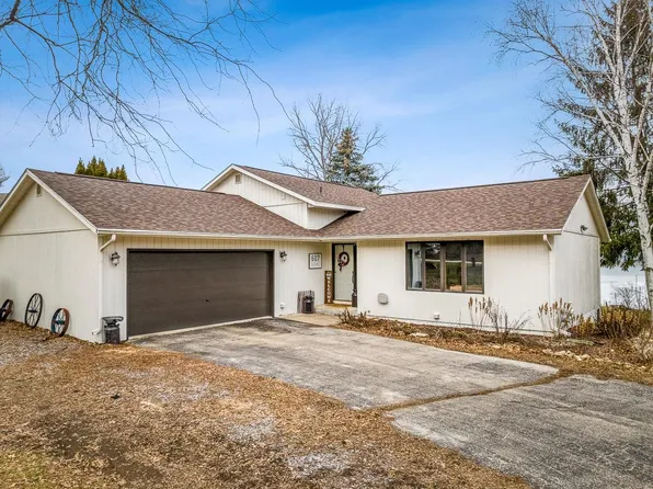 607 Knollwood Rd, Davis, IL 61019