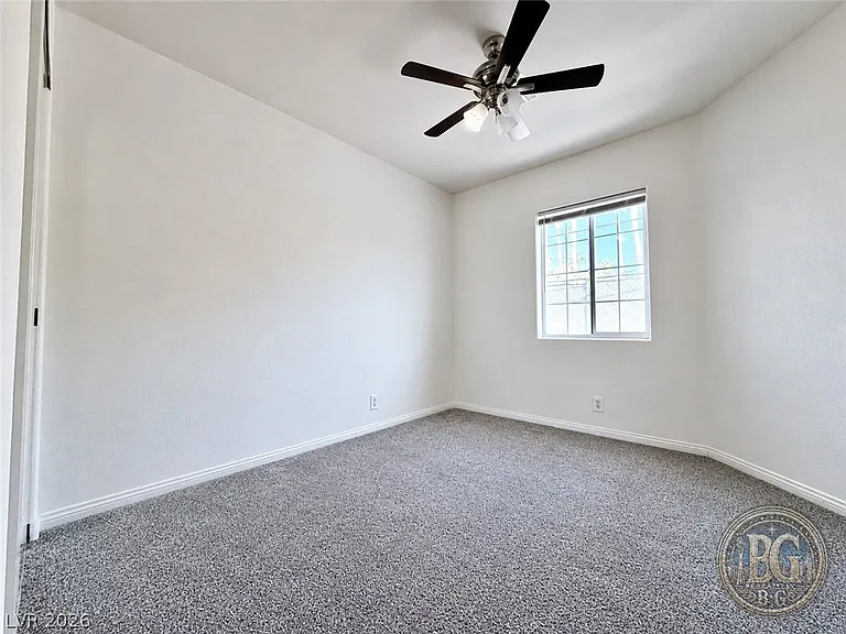 764 Benedict Dr — Photo 17