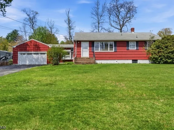 49 Heather Hills Dr, Jefferson Twp., NJ 07438