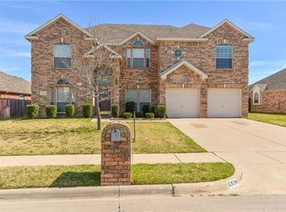 5320 River Lake Way, Grand Prairie, TX 75052