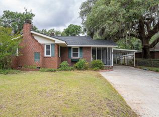 704 Center Dr W, Beaufort, SC 29902