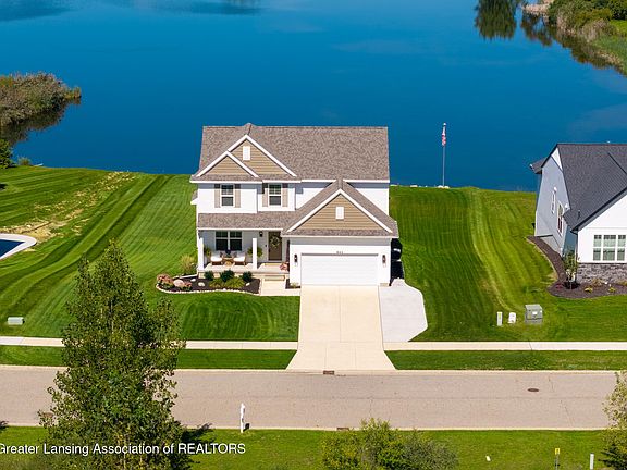 3rd image of 603 Landbridge Dr