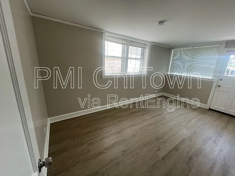 5202 W Ainslie St — Photo 5