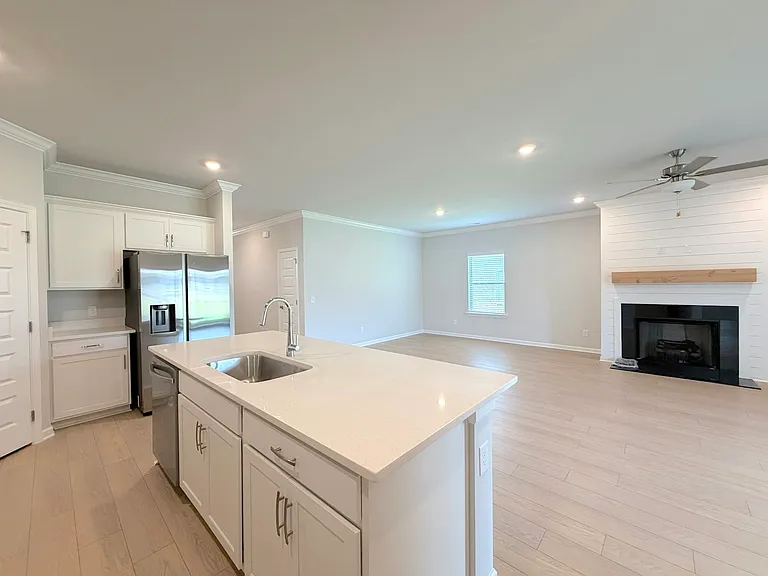 121 Clift Creek Dr — Photo 12