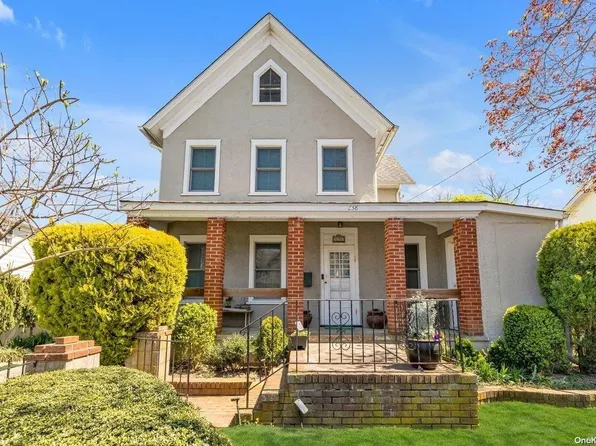 238 Allen Street, Lawrence, NY 11559