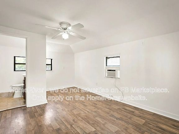 4th image of 1514 McDuff Ave S Unit 1