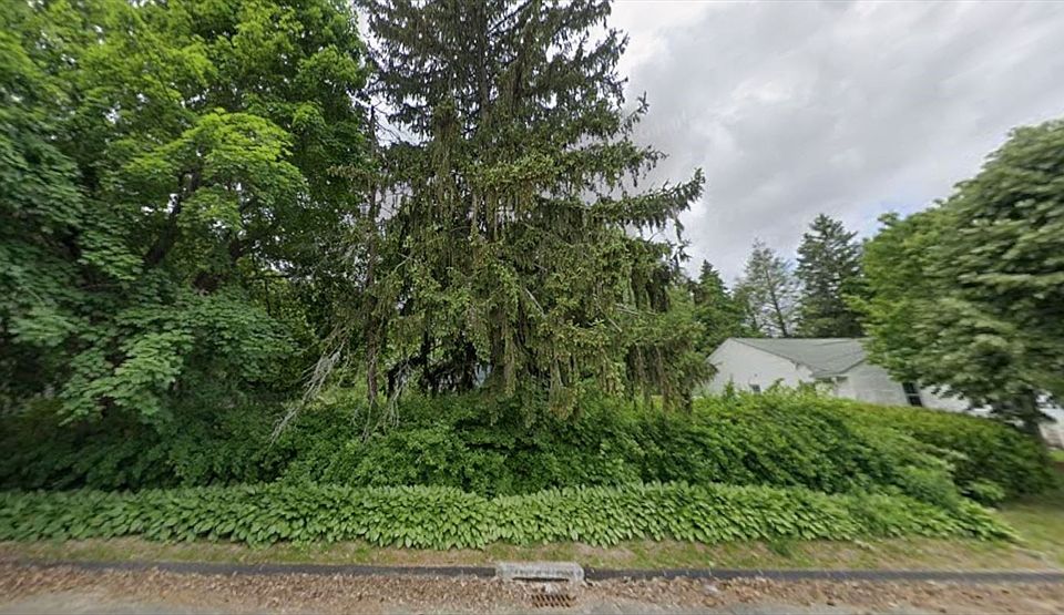 2nd image of 58 Osceola Ave