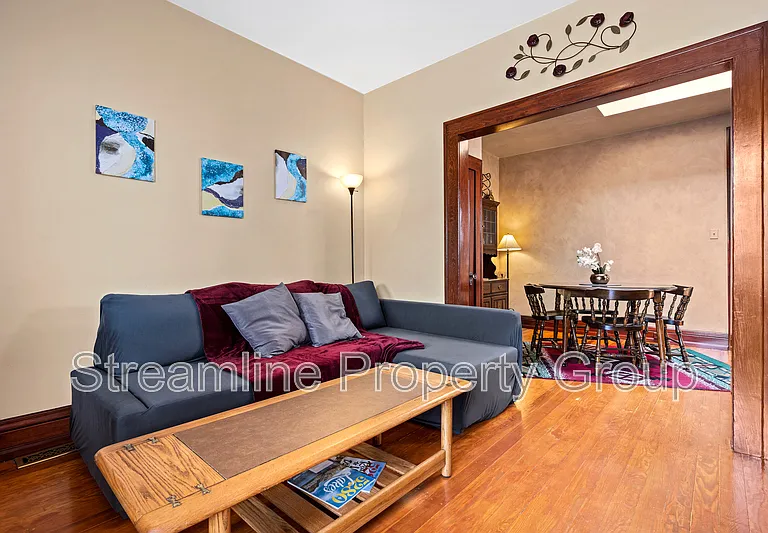 141 W Archer Pl — Photo 4
