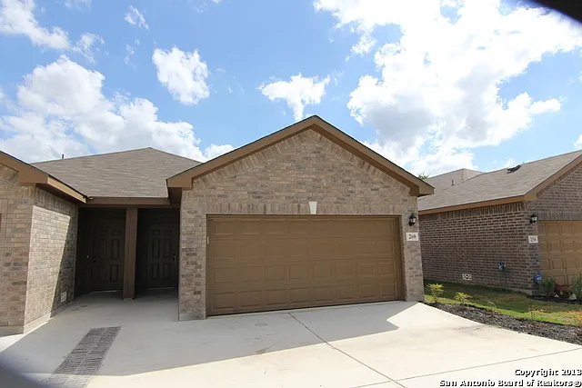 Rosalie Drive 262 — Photo 2