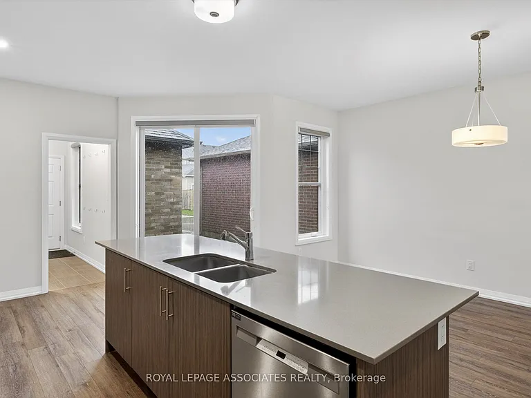 1047 Rippingale Trl — Photo 10