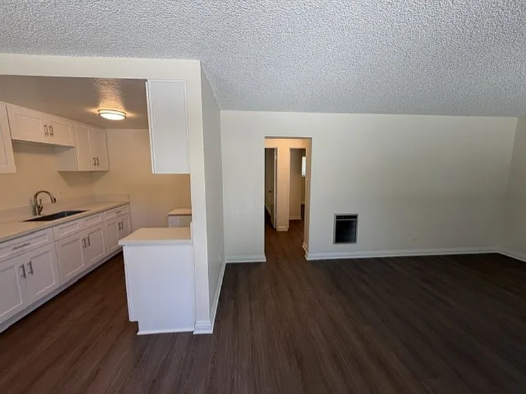 CEDAR 9840 — Photo 5