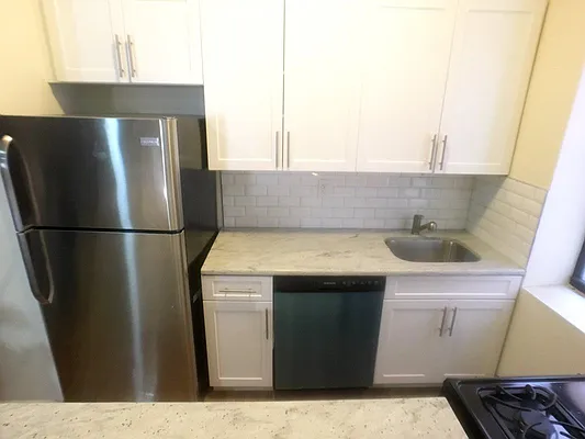 Rented by Bohemia Realty Group | media 4