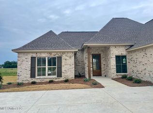 229 Baleigh Dr, Canton, MS 39046
