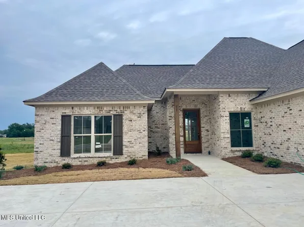 229 Baleigh Dr, Canton, MS 39046