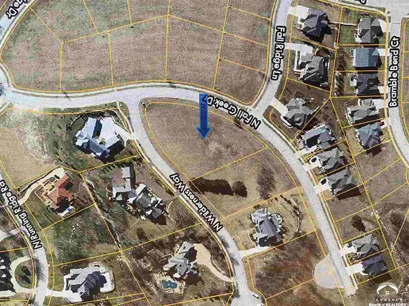 109 N Wilderness Way, Lawrence, KS 66049