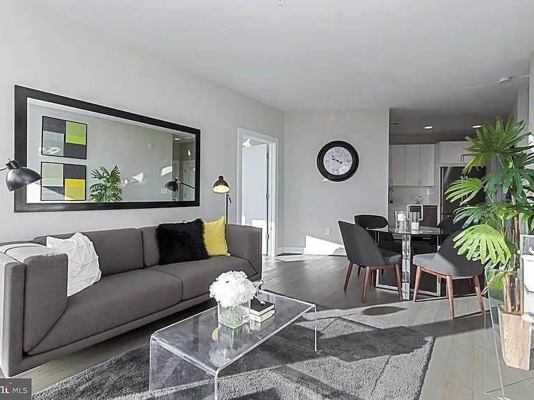 1500 Pennsylvania Ave SE #308 — Photo 3