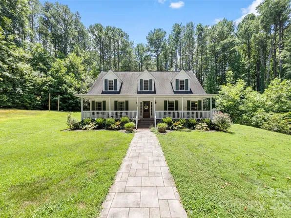 12636 Moores Chapel Rd, Charlotte, NC 28214