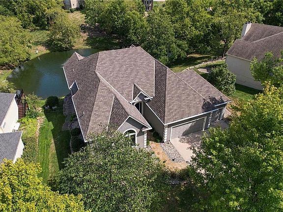 3rd image of 29451 Club Creek Dr