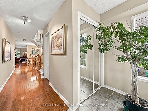 5th image of 3932 Talias Cres
